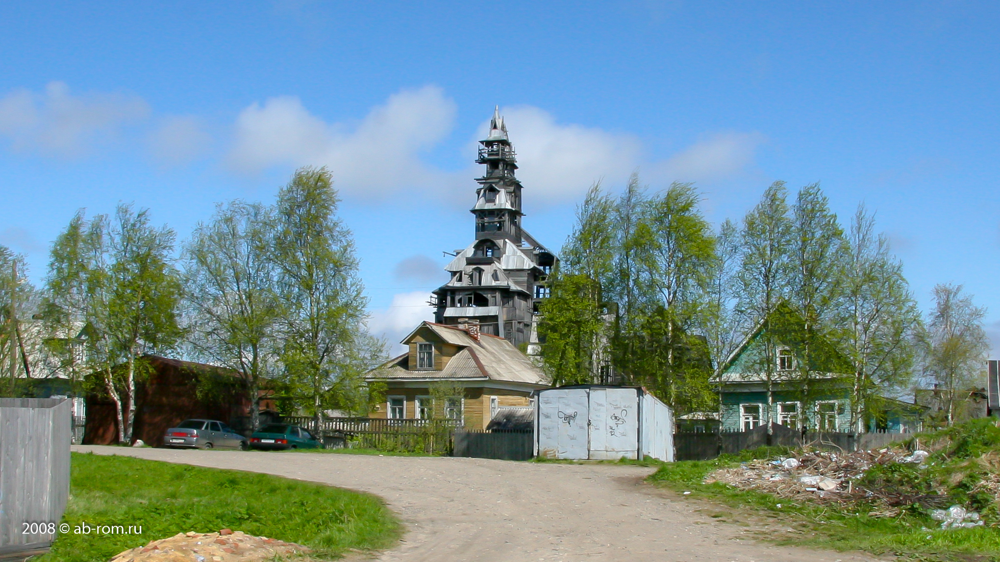 Фотограф Роман Абрамовский. * Небоскрёб из дерева