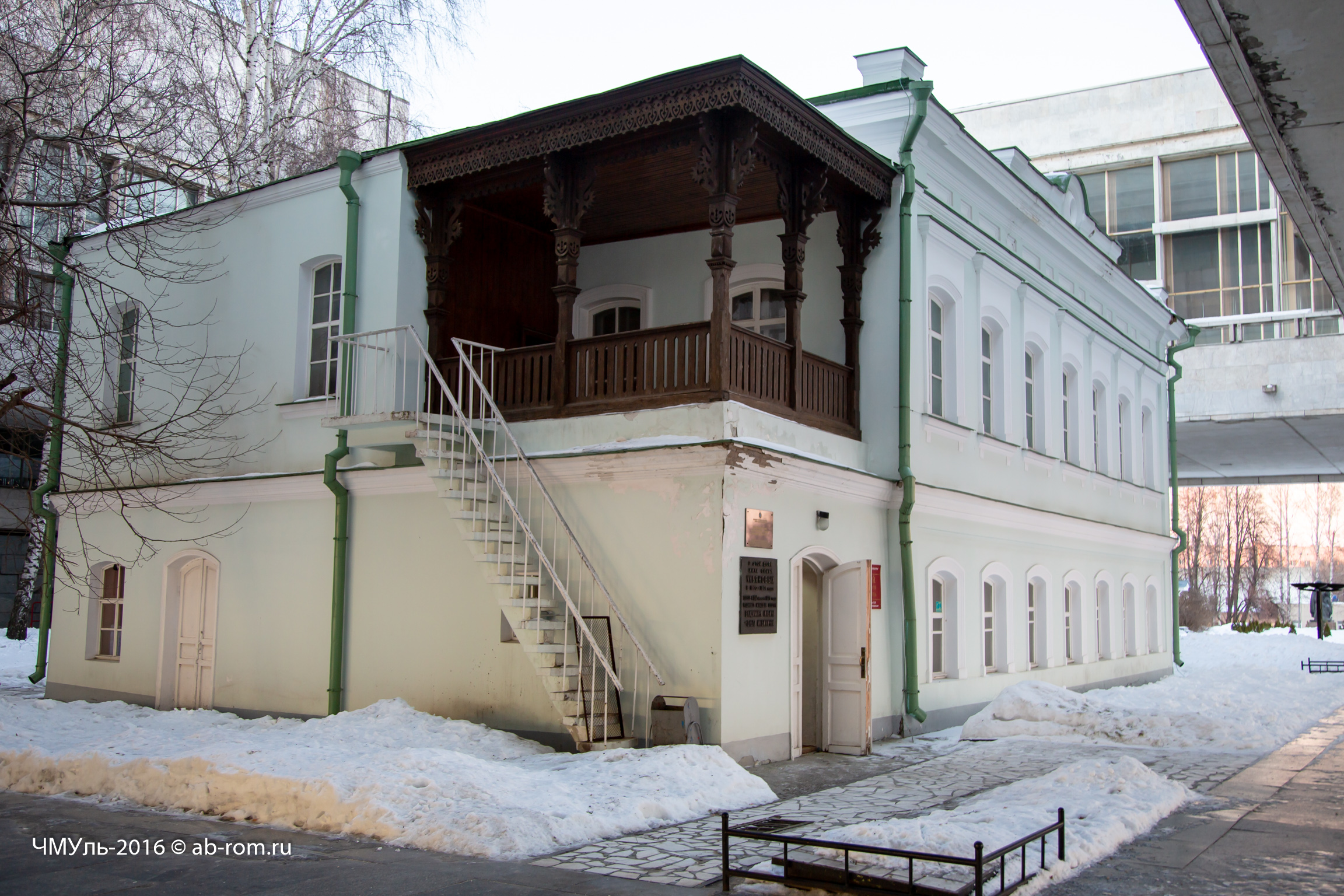 ROMAN ABRAMOVSKII. * Houses where Lenin was born