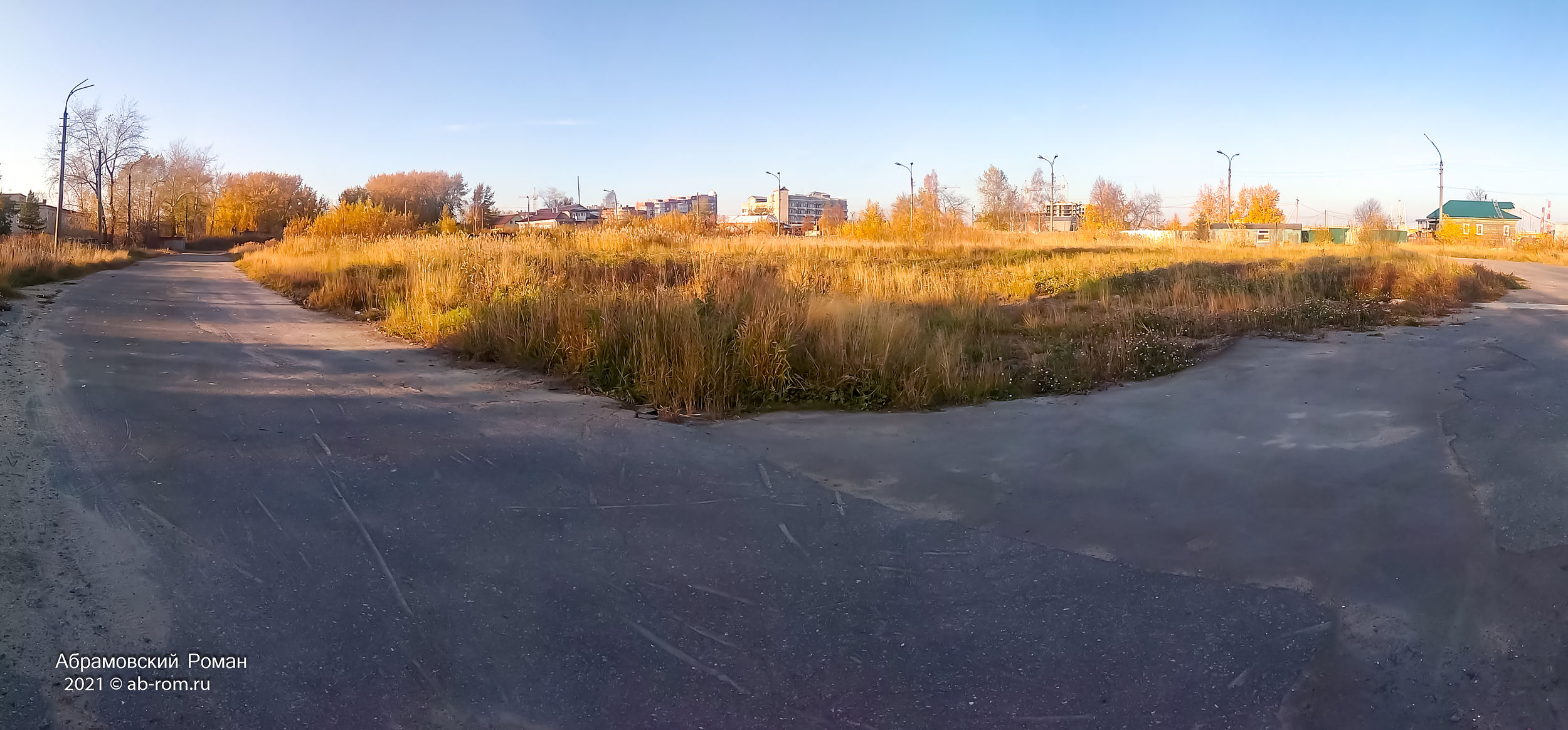 2020 После очередного обещания на праздновании 95-юбилея Водника построить крытую арену в Архангельске, рассматривался бывший стадион Юность - но депутаты не дали согласия по земле (.